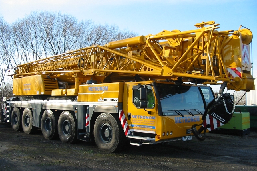 Automacara Liebherr LTM 1200-5.1 200TF