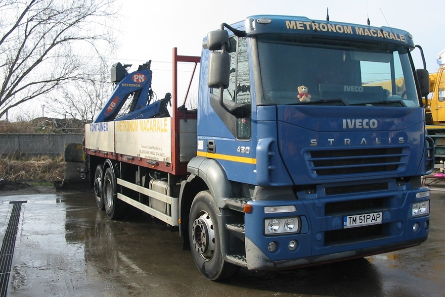 Camion Iveco Stralis / hiab / remorcă